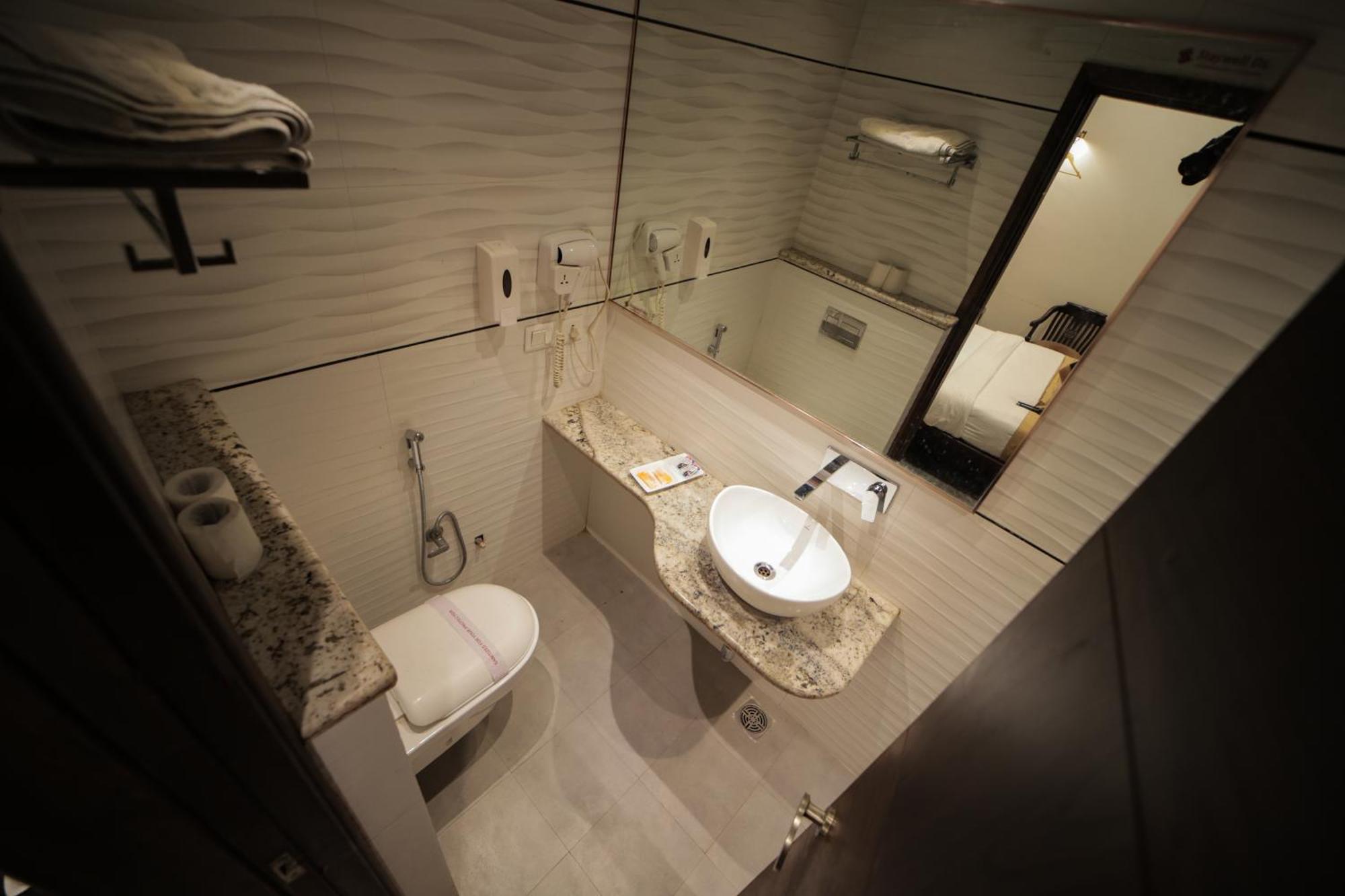 Hotel Stay Well Dx New Delhi Exterior photo