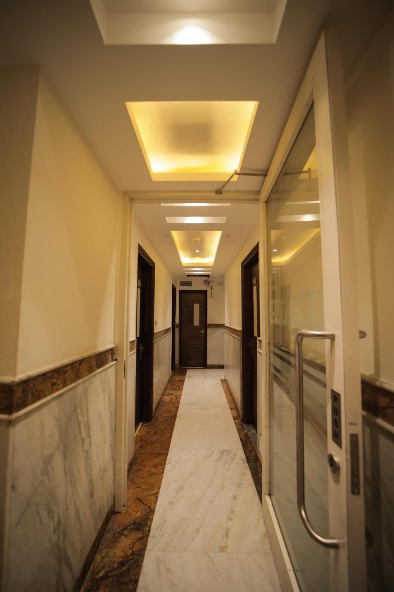 Hotel Stay Well Dx New Delhi Exterior photo