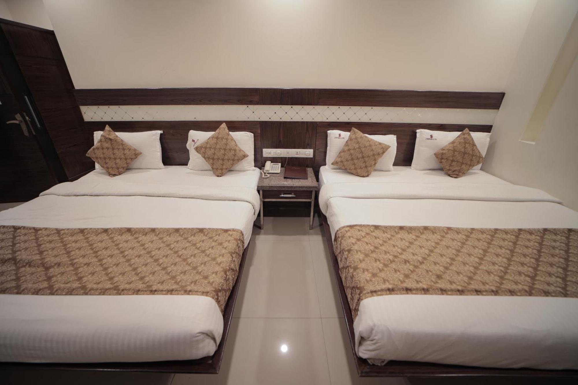 Hotel Stay Well Dx New Delhi Exterior photo