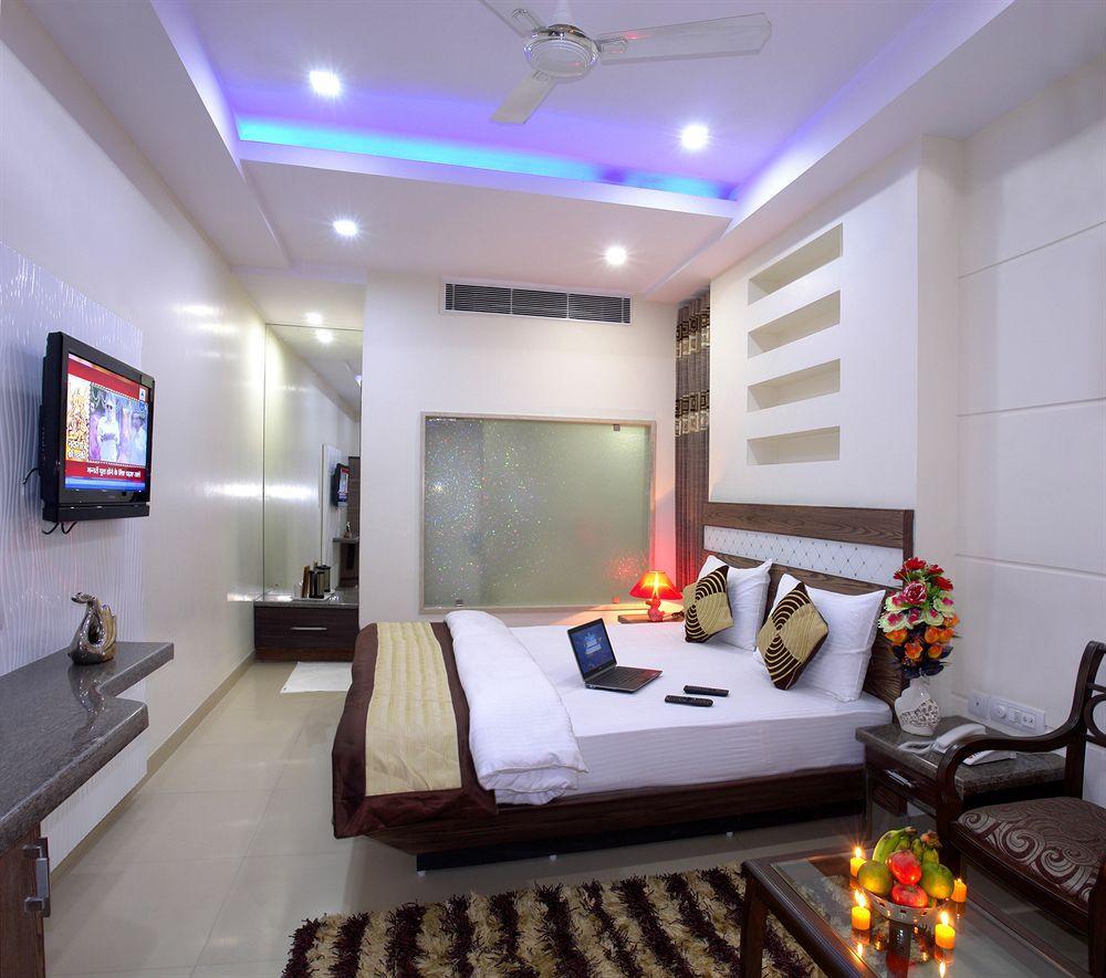 Hotel Stay Well Dx New Delhi Exterior photo