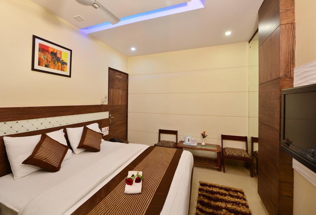 Hotel Stay Well Dx New Delhi Exterior photo