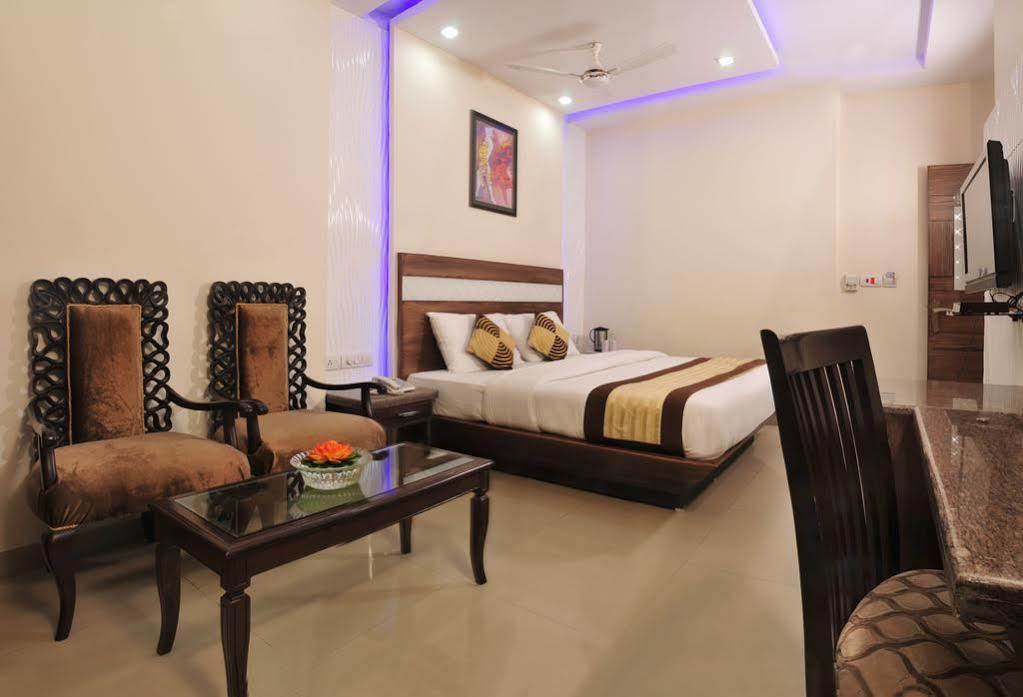 Hotel Stay Well Dx New Delhi Exterior photo