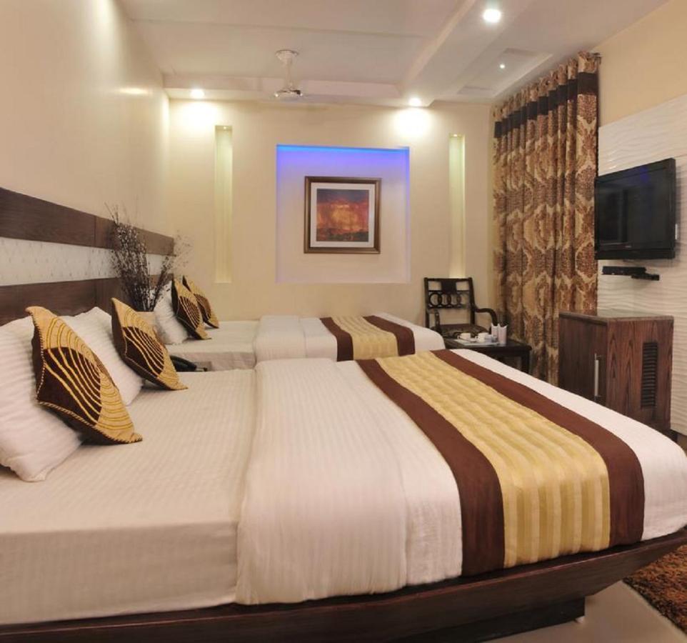 Hotel Stay Well Dx New Delhi Exterior photo